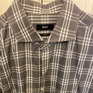 Men’s Hugo Boss Dress Shirt